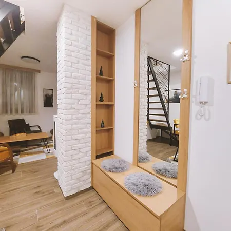 Attic * Яхорина