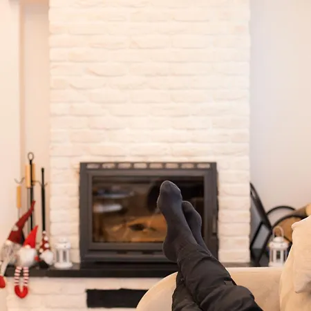 Attic Яхорина